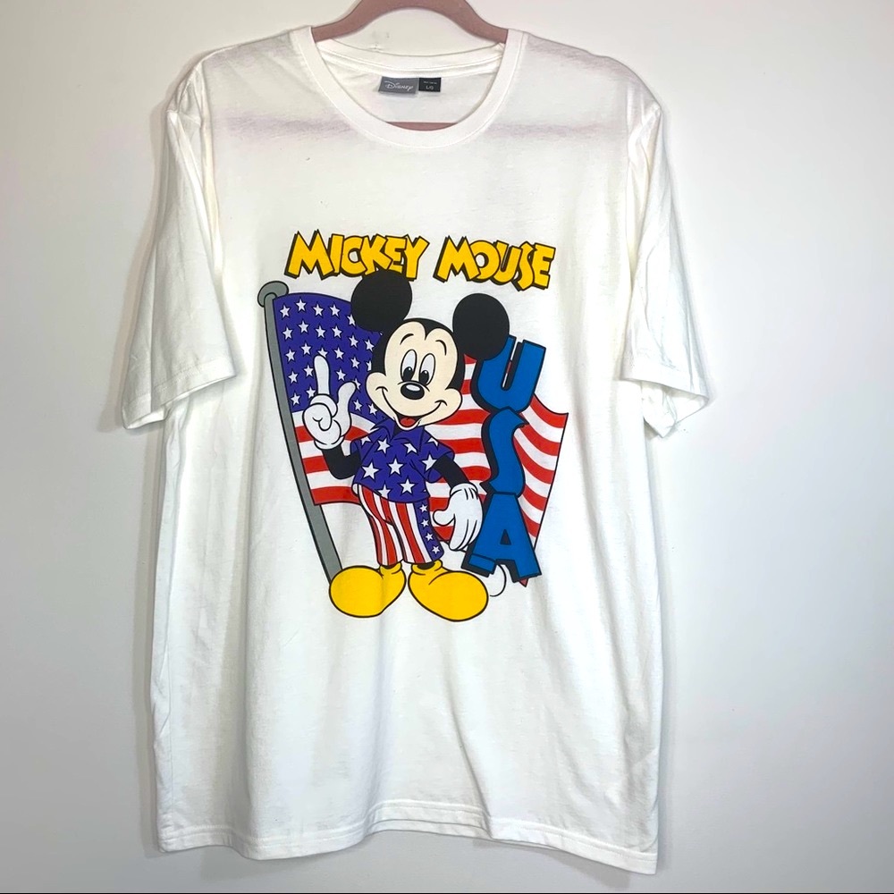 Disney Mickey Mouse USA Graphic Tee Large
